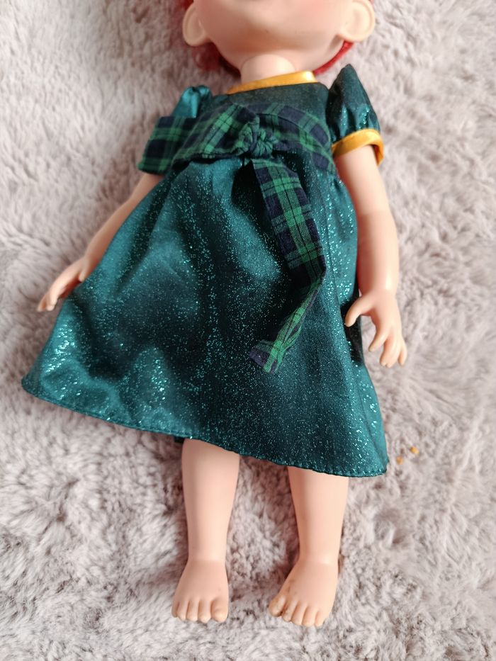 Poupée Disney rebelle - photo numéro 3