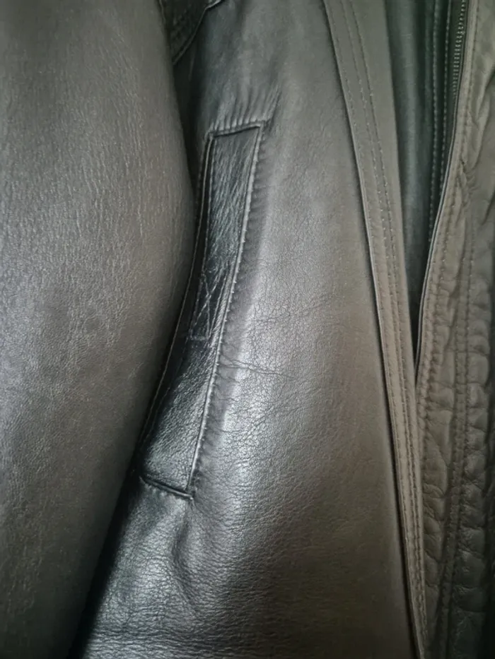 Manteau en cuir - photo numéro 7