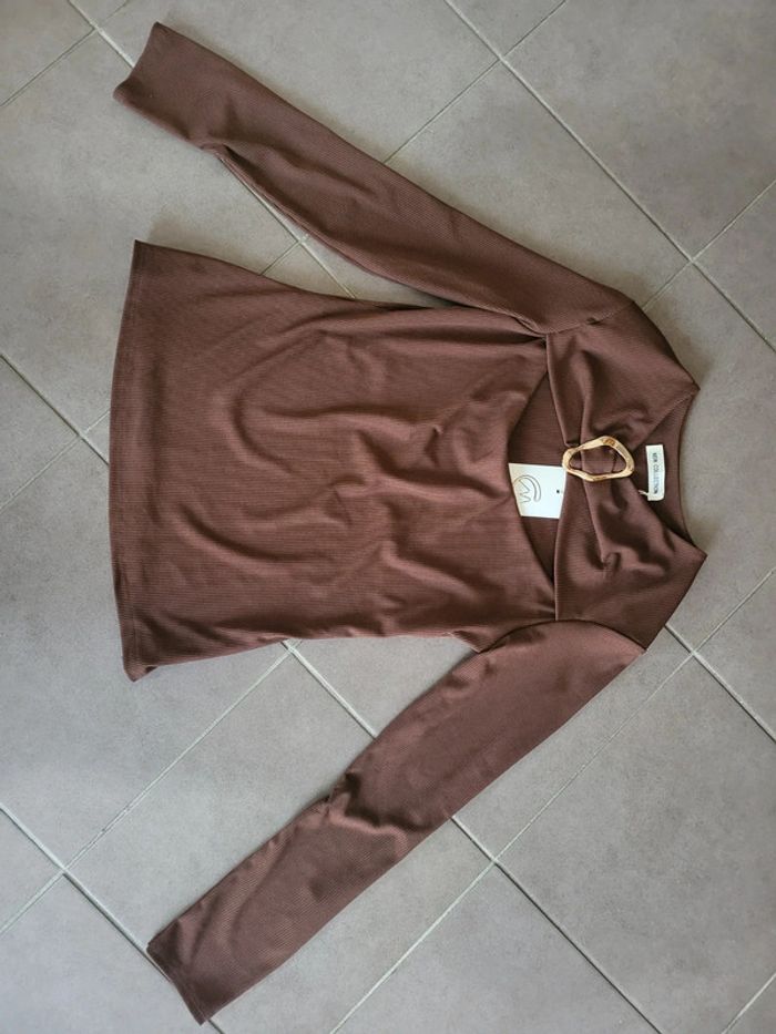Top New Collection 🐻 Taille S - photo numéro 2