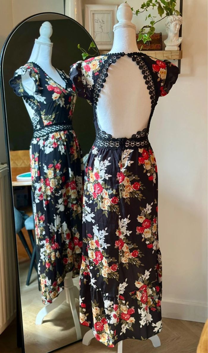Robe longue fleurie dos nu détails dentelle - Taille S - photo numéro 3