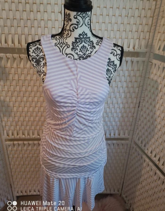 💕Jolie Robe drapée Mauve et blanc été femme TL / 40 high spirits 💕 - photo numéro 3