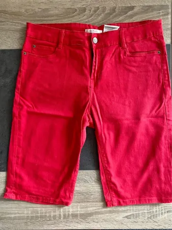 Short rouge camaïeu