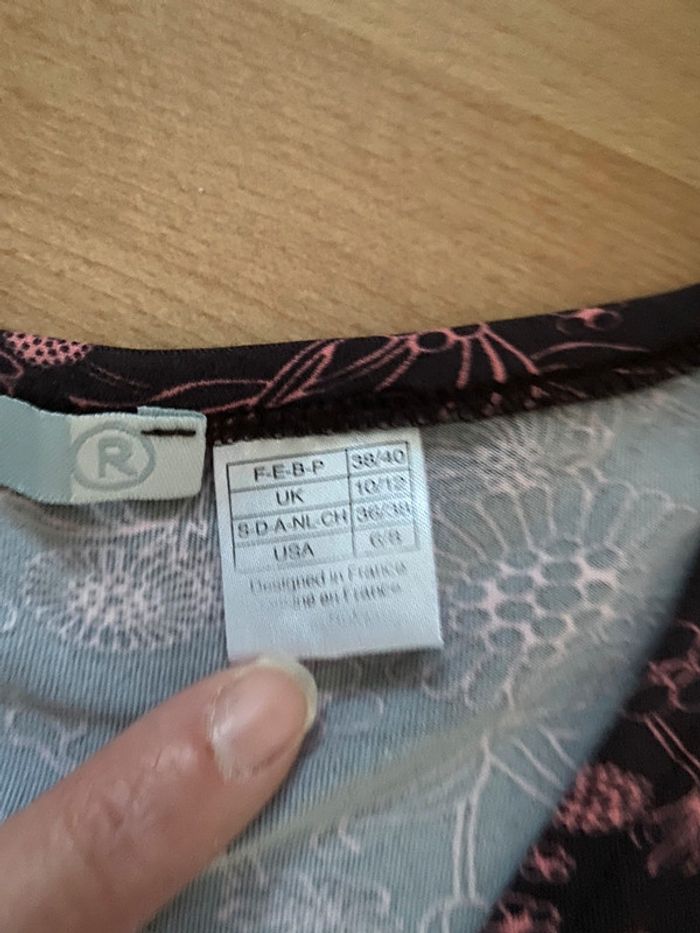 T-shirt R Taille 38/40 - photo numéro 4