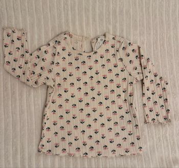 Top côtelé en manche longue crème avec des fleurs - fille - H&M - taille 9 mois - excellent état