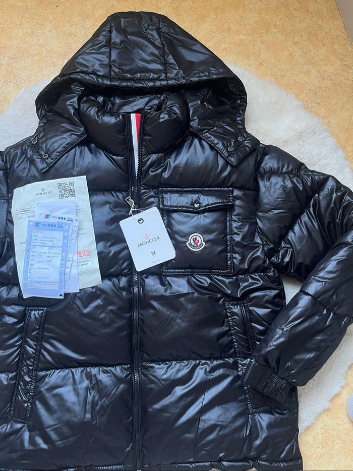 Doudoune Moncler noire avec capuche - photo numéro 2