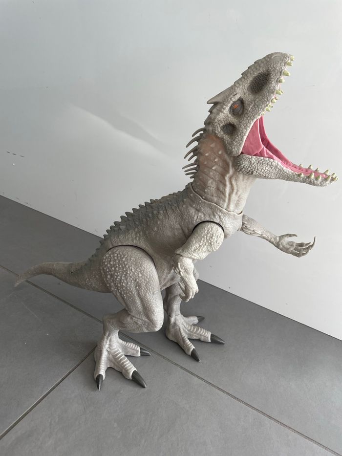 Très grand dinosaure Indominus Rex Jurassic World Figurine - photo numéro 2