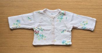 Gilet fleuri Petit Bateau Naissance