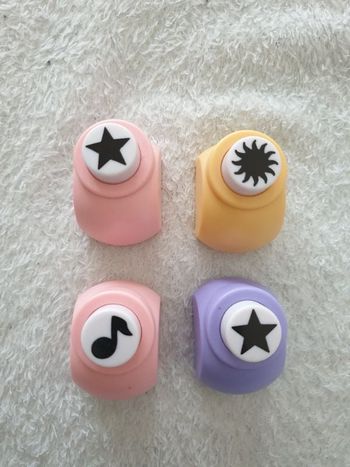 Lot de 4 perforateurs à papier