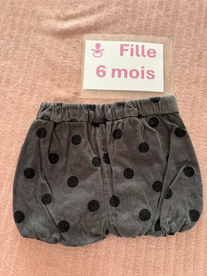 Short hiver 6 mois - photo numéro 2