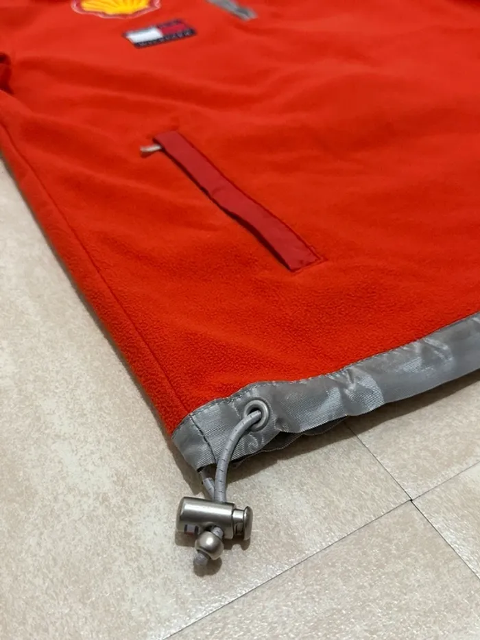 Pull Tommy x Ferrari - photo numéro 10