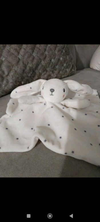 Doudou lapin blanc kiabi
