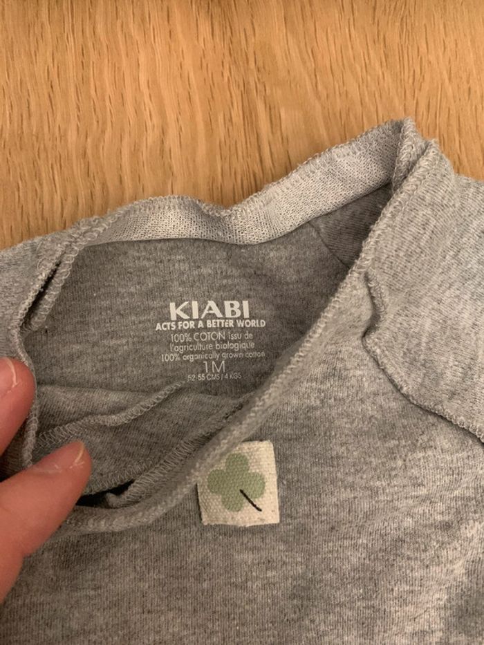 Ensemble 1 mois neuf Kiabi - photo numéro 3