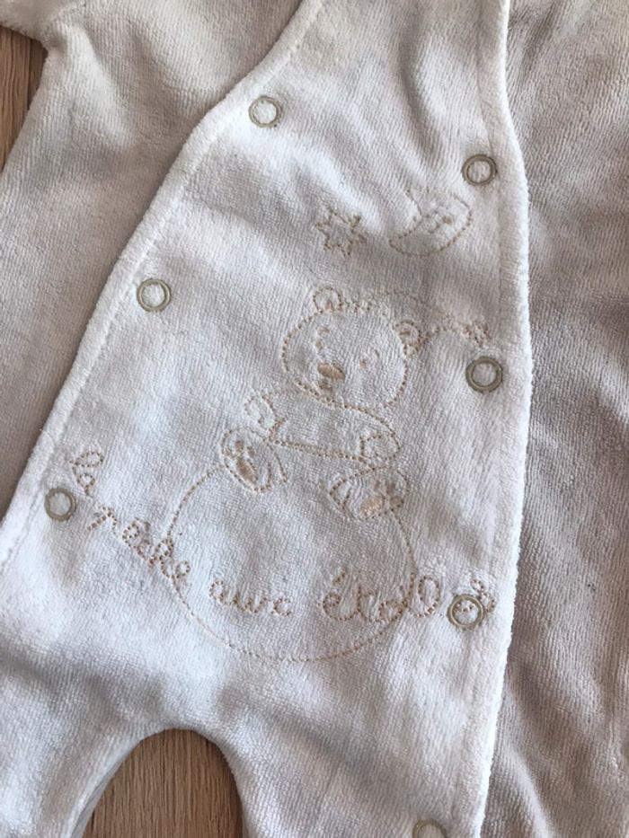 Dors bien naissance - photo numéro 2