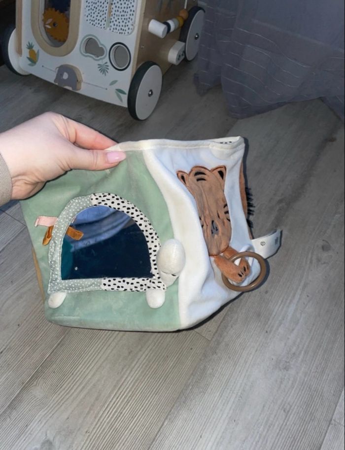 Cube activité lion verbaudet - photo numéro 2