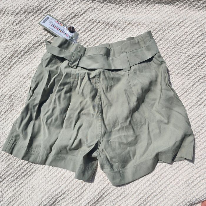 Short amisu paperbag taille haute kaki femme 38 neuf avec etiquette - photo numéro 2
