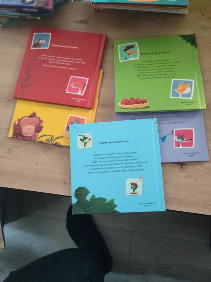 Lot 5 livres les petits secrets des fables - photo numéro 2