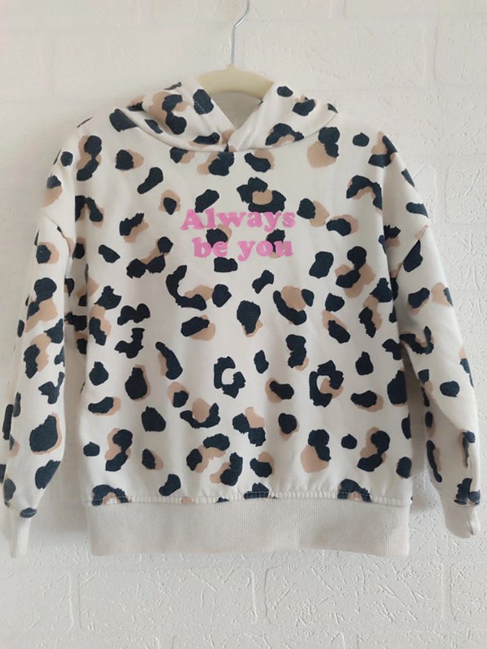 Sweat Primark 2/3 ans