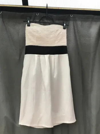 Robe noir et blanc