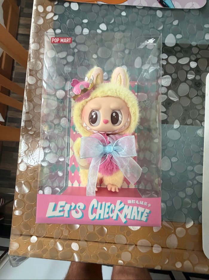Labubu - Pop Mart - The Monsters Let’s Checkmate”