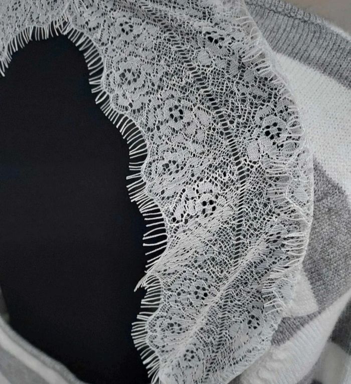 Magnifique pull Kilibbi laine et acrylique avec dentelle au dos - photo numéro 5
