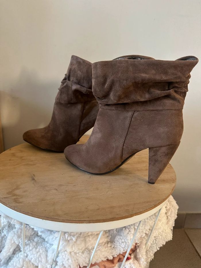 Bottines daim marron neuves T38 - photo numéro 2