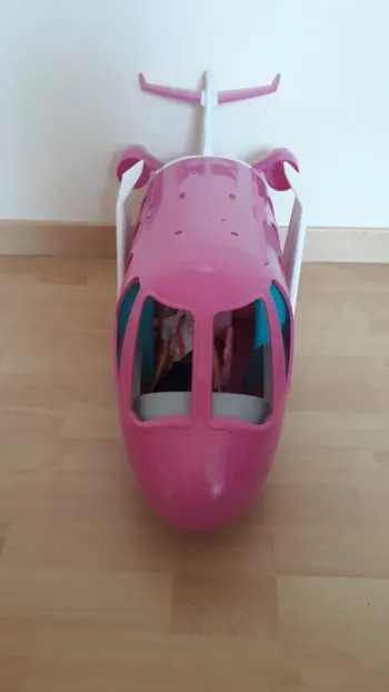 Avion de barbie avec ça barbie