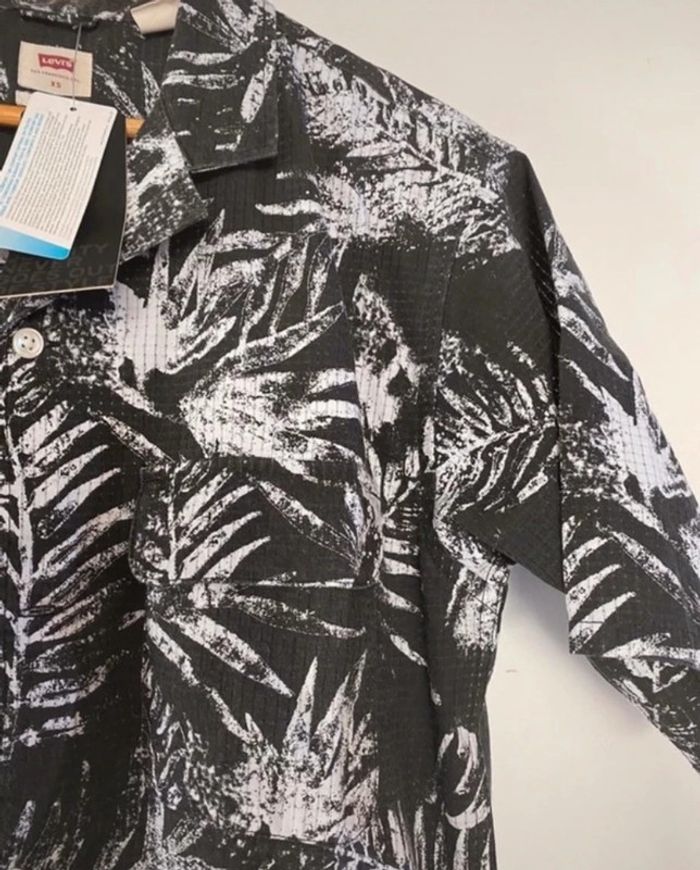 Chemise Levis taille XS coupe oversize Neuve - photo numéro 2