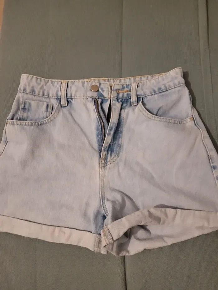 🌟 Lot 2 shorts femme MCB 36🌟 - photo numéro 2