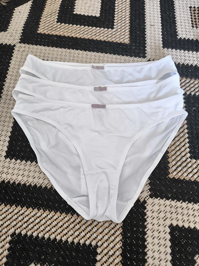 Lot de 4 culottes blanches taille S 36 neuve - photo numéro 2