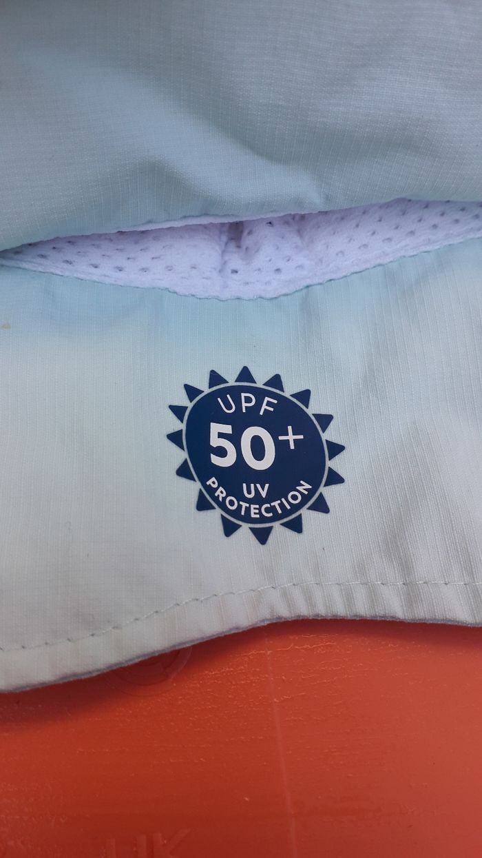 Bob Décathlon anti-UV, taille 6-12 mois - photo numéro 3