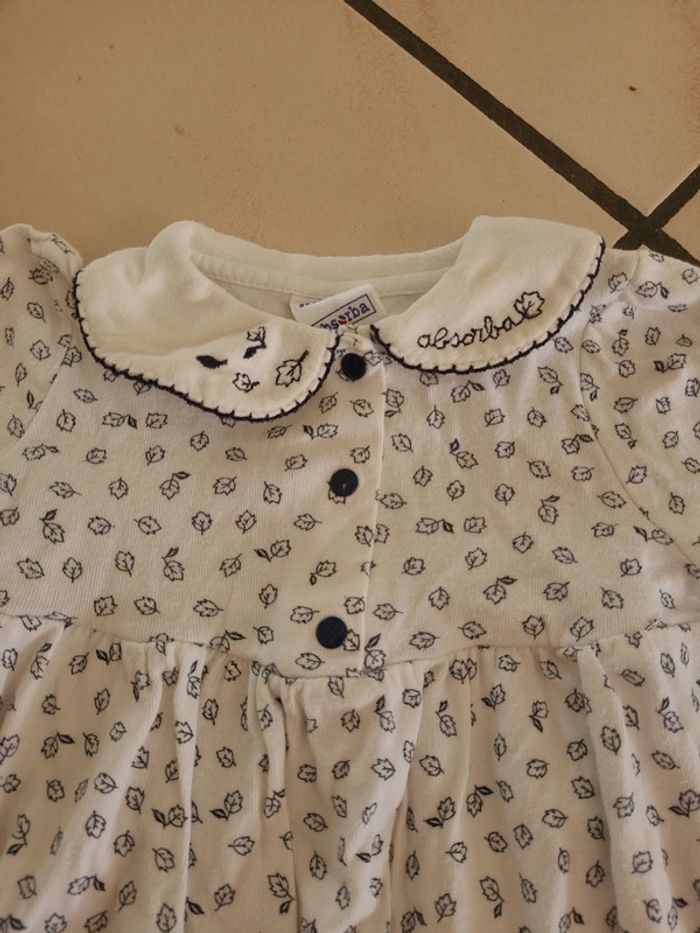 Robe blanche avec feuilles absorba - photo numéro 2