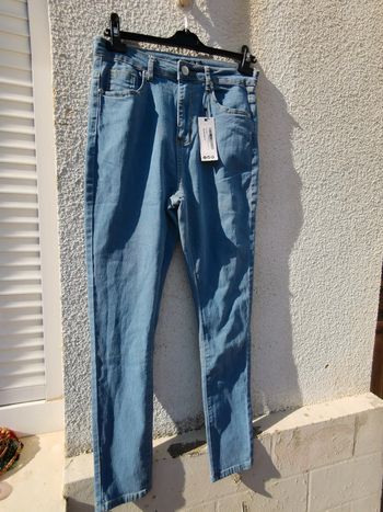 Jean boohoo beu clair taille 38