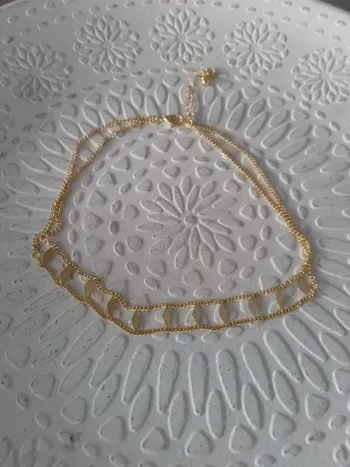 Collier bohème tour du cou losanged dorés