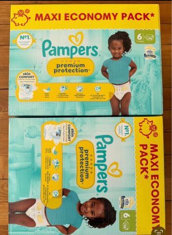 2 cartons de couches Pampers taille 6