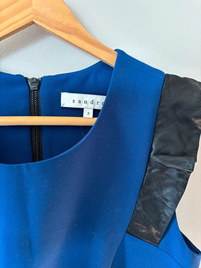 💐🌼nouveauté 🌼💐 Robe élégante Sandro bleue avec empiècements noirs 38 - photo numéro 2