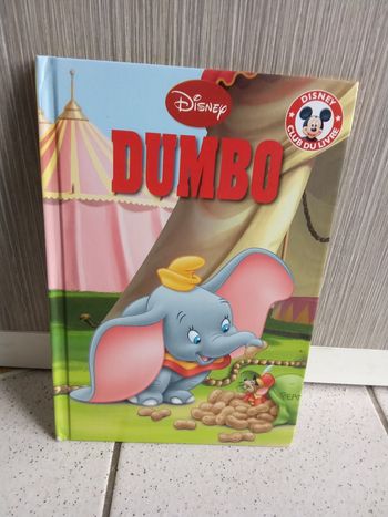 Livre Disney club du livre dumbo