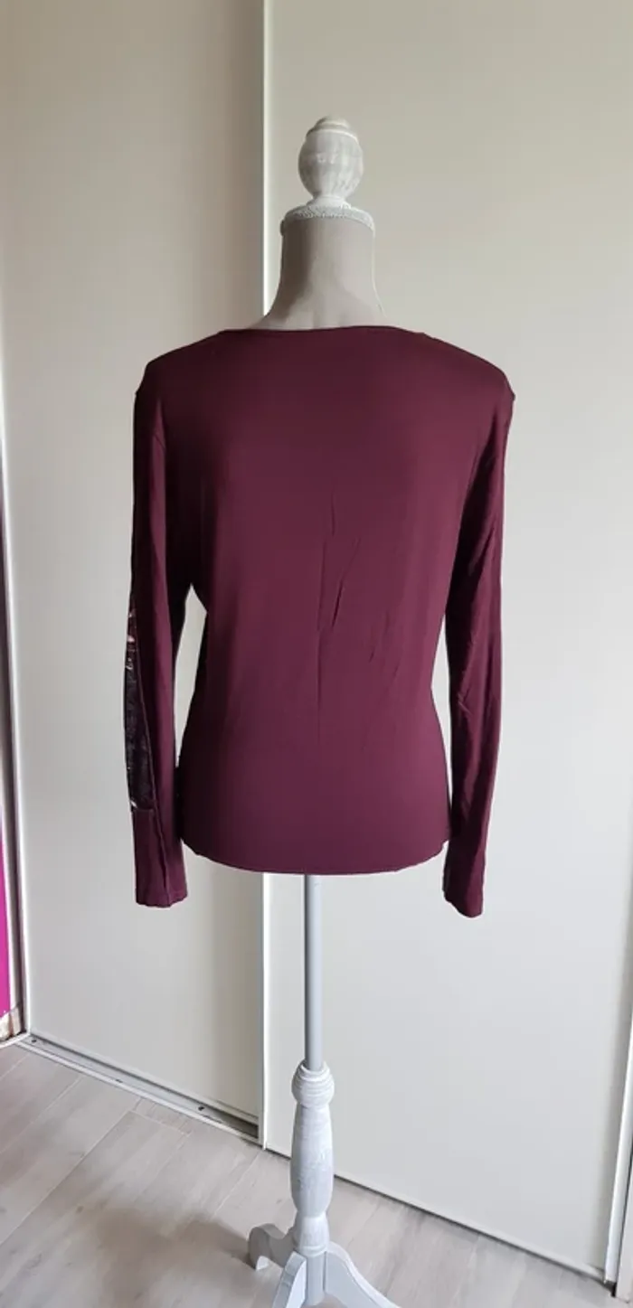 Pull / sweat shirt manches longue - photo numéro 4