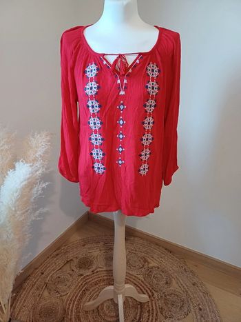 Blouse rouge à motifs Armand Thiery taille S 36