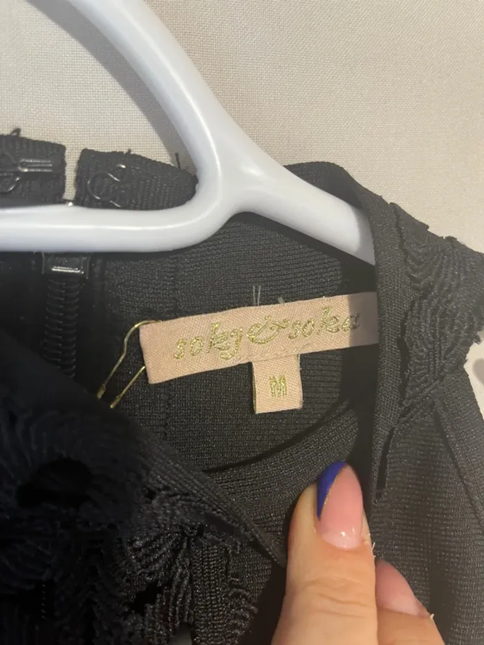 robe noire - photo numéro 4