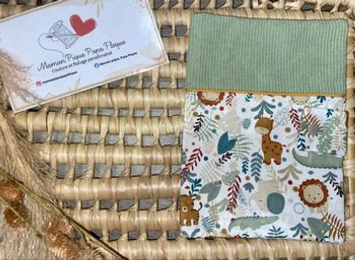 Protège carnet de santé en velours et tissu à motifs