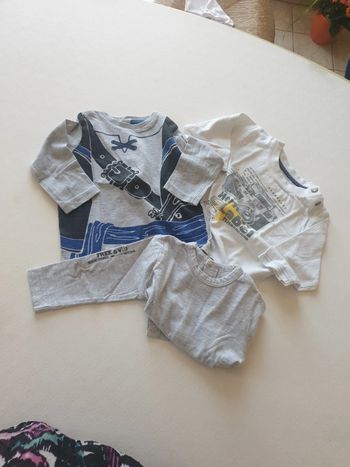 T-shirt manches longues 6 mois