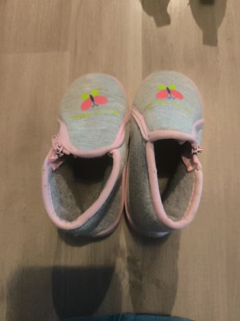 Chaussons bébé fille
