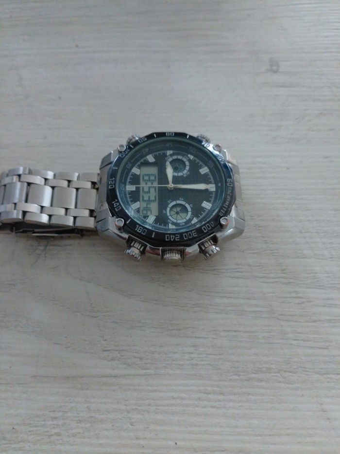 Montre quartz tachymèter - photo numéro 5
