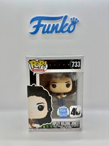 Funko Pop Alien Ripley Holding Jonesy 733 Funko Exclusive