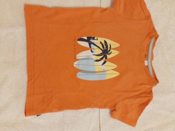 Polo pour garçon orange taille 3 ans 98 cm avec motif voir photos marque Okaïdi très grande marque Polo super bien fini