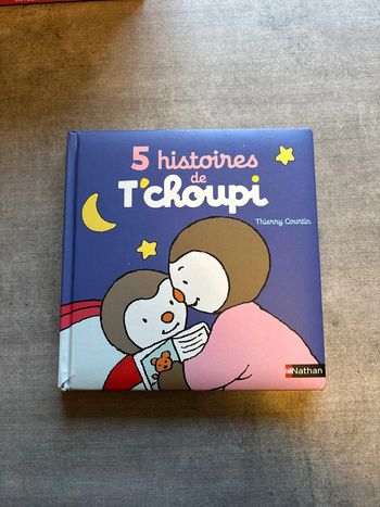 Livre les cinq histoires de T’choupi