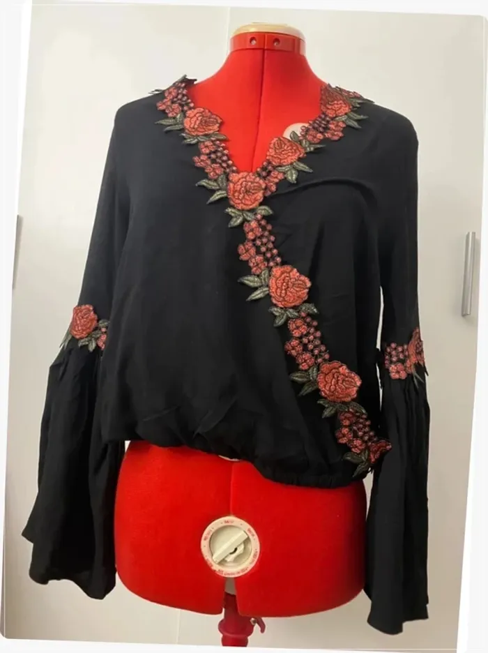 Blouse noire roses Only Fashion