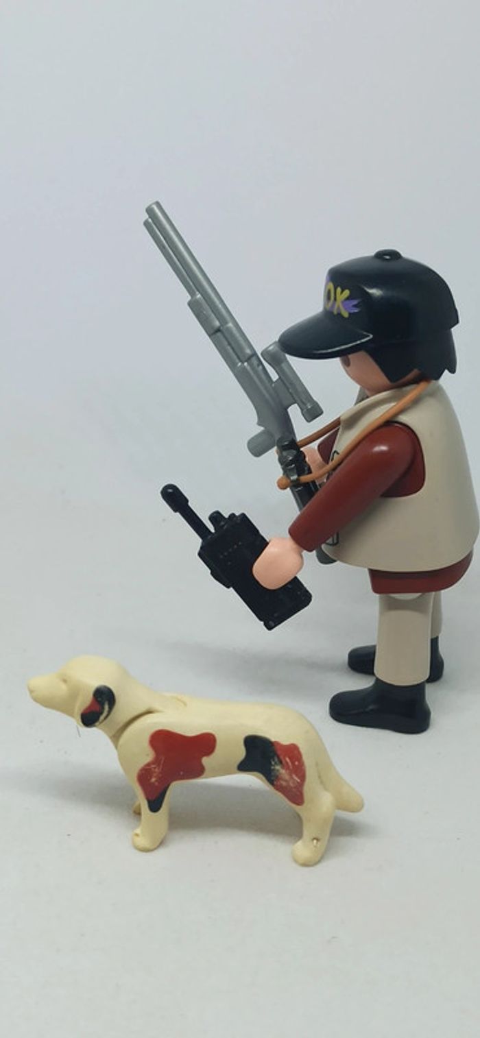 Homme chasseur avec chien de chasse à courre playmobil - photo numéro 5
