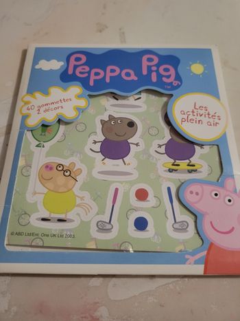Peppa pig  40 gommettes autocollantes 2 décors
