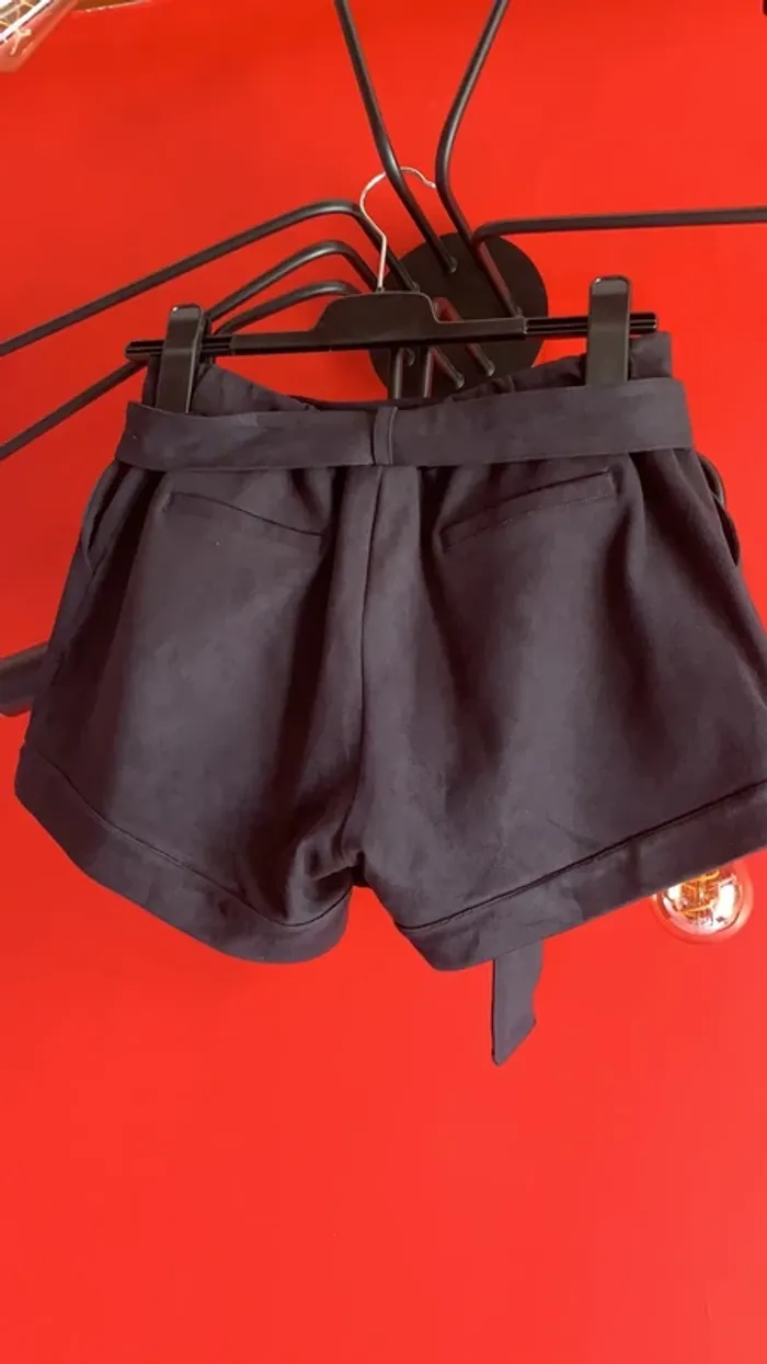 Short velours ras ( Lenny B) - photo numéro 2